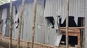 মাগুরায় বিএনপির দুপক্ষের সংঘর্ষে আহত ২০, বাড়ি ভাঙচুর