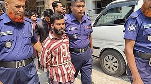মাগুরায় ধর্ষণ-হত্যা: হিটু শেখের ফাঁসির রায় কার্যকর দেখতে চান শিশুটির মা
