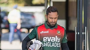 দক্ষিণ আফ্রিকা সফরের ‘এ’ দলে চমক মিঠুন