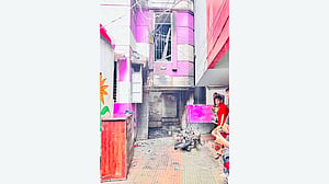 ময়মনসিংহ বহুতল ভবনে অগ্নিকাণ্ড, বৃদ্ধার মৃত্যু