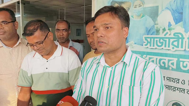 সাবেক ছাত্রদল নেতাকে মারধর করা সেই ইউএনওকে বদলি, বললেন ‘সরি’