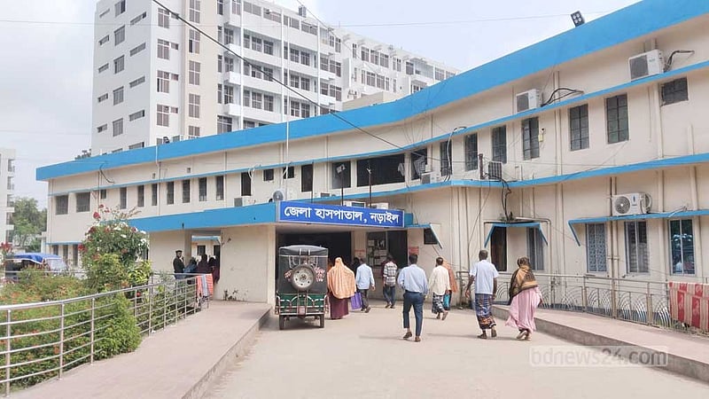 নড়াইলে রাস্তা পার হতে গিয়ে ভ্যানচাপায় শিশুর মৃত্যু