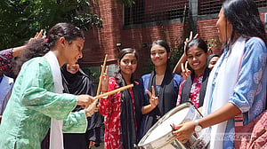এসএসসি: নারায়ণগঞ্জে বেড়েছে পাসের হার, কমেছে জিপিএ-৫