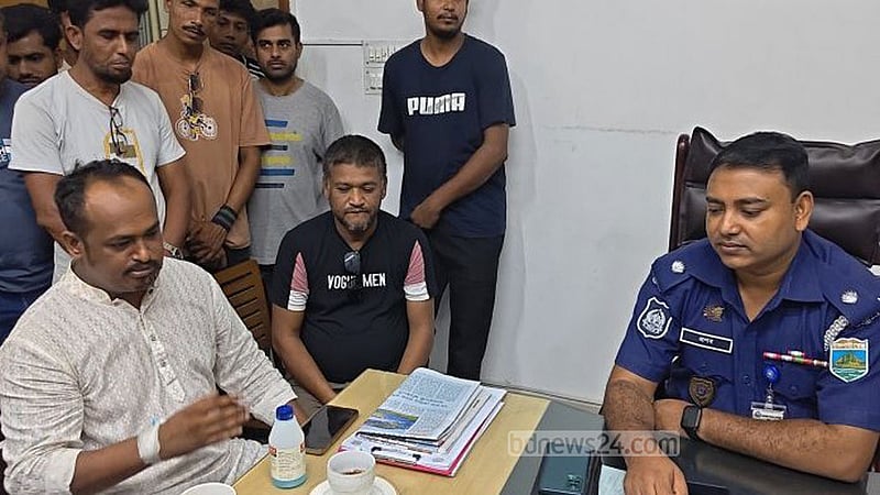 স্বেচ্ছাসেবক দল নেতার ওপর হামলা: পাবনা বিএনপির আহ্বায়কের ভাইয়ের নামে মামলা
