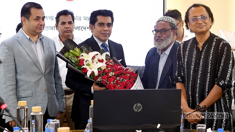ফেইসবুকে কোনো পোস্ট দিয়েও দশবার ভাবতে হত: তথ্যমন্ত্রী আন্দালিভ রহমান