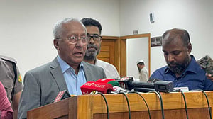 রাষ্ট্রপতি নির্বাচন: বৈধ দুই প্রার্থীর কেউই মনোনয়নপত্র প্রত্যাহার করেননি