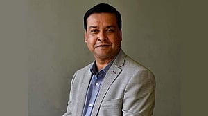 সাড়ে ৪ মাসের মাথায় বাসসের নতুন এমডি কাদের গনি