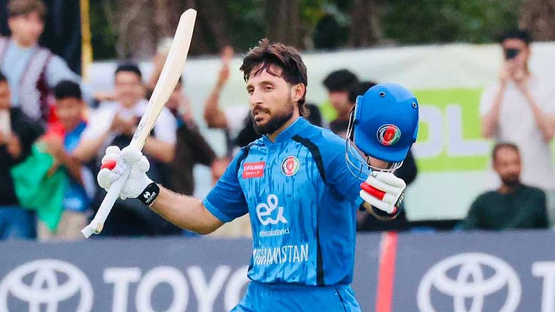 রেহমাতের ১৪৩ ও রেকর্ড জুটিতে আফগানিস্তানের রেকর্ডগড়া জয়