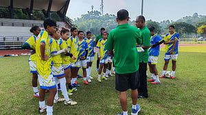 মালয়েশিয়ায় শেষ ভালোর আশায় মনিকা-রিপারা