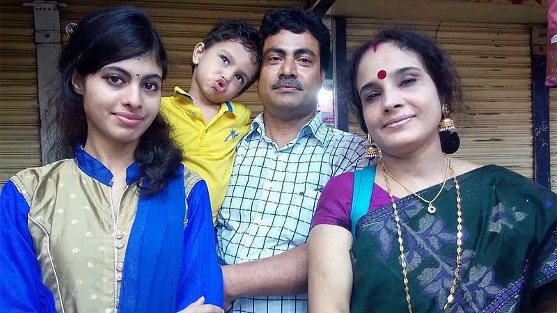 রংপুরে শিক্ষক পরিবারকে হত্যা: ‘এক ভয়াবহ বার্তা’