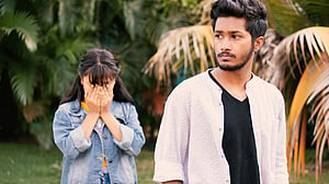 গ্যাসলাইটিং: অদৃশ্য মানসিক নির্যাতন চেনার উপায়