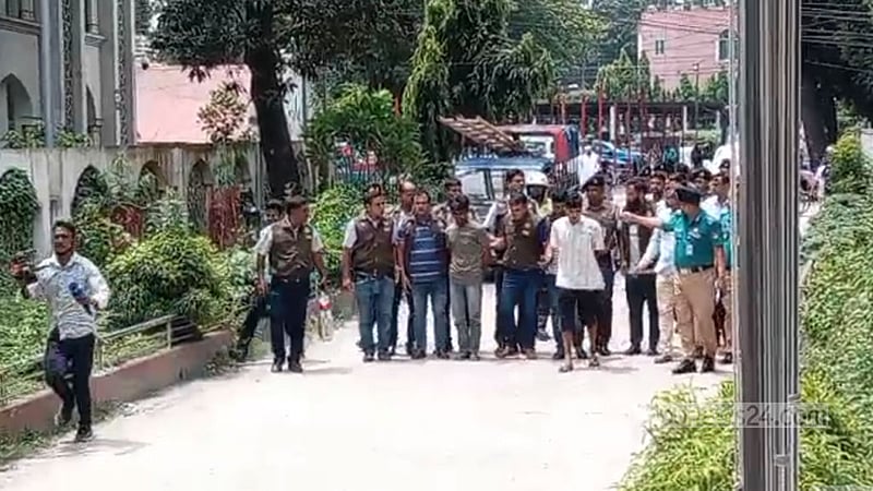 রংপুরে শিক্ষক-দম্পতি ও দুই সন্তান হত্যার ঘটনায় আটক ২