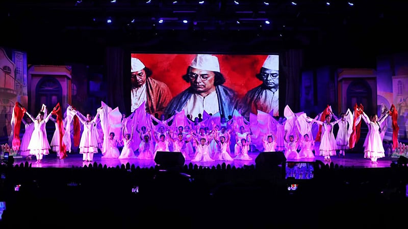 শিল্পকলায় শিশুদের নিয়ে ‘আমি হব সকাল বেলার পাখি’