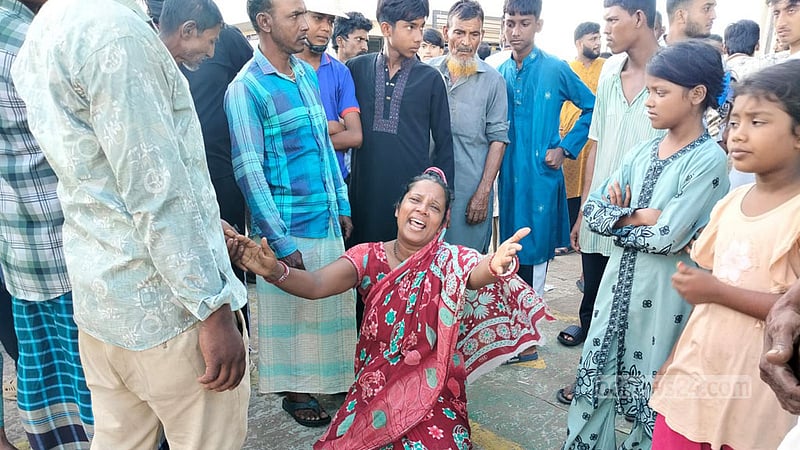 শিপ ইয়ার্ডে বিষাক্ত গ্যাস: মৃত্যু বেড়ে ১০