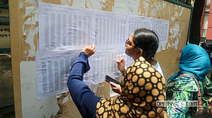 ফেল করা পরীক্ষার্থী বেড়েছে ১৫%
