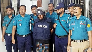 সিলেটে স্বামী-স্ত্রী ও গৃহকর্মী হত্যা: বাবুল ৪ দিনের রিমান্ডে