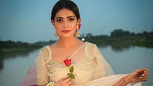 ৭৫ হাজার টাকার শাড়ি: তানজিন তিশার বিরুদ্ধে অভিযোগের সত্যতা পায়নি পিবিআই