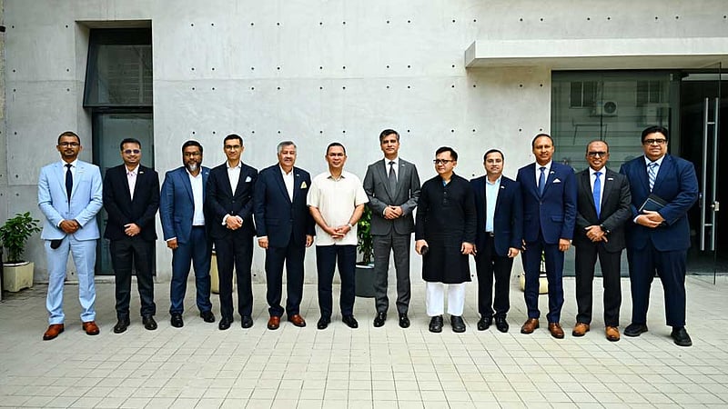 প্রধানমন্ত্রীর সঙ্গে অ্যামচেম প্রতিনিধি দলের সাক্ষাৎ