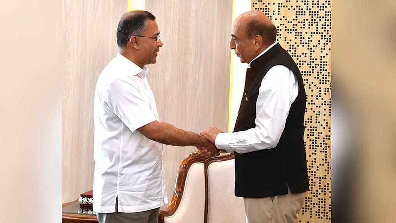 প্রধানমন্ত্রীর সঙ্গে প্রথম সৌজন্য সাক্ষাৎ ভারতীয় দূত ত্রিবেদীর