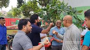 বঙ্গভবনের পথে মির্জা ফখরুল, ঠাকুরগাঁওয়ে উচ্ছ্বাস