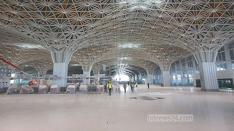 থার্ড টার্মিনালের ভবন ছাড়া গুরুত্বপূর্ণ কাজই শেষ হয়নি, সংসদে বিমানমন্ত্রী