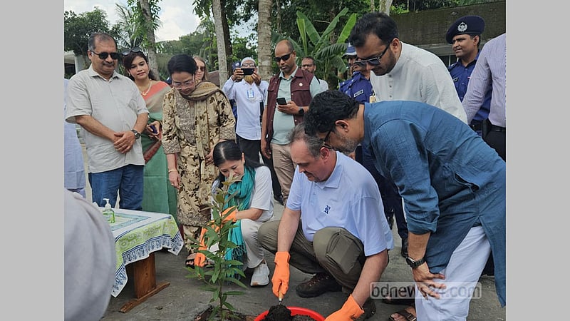 বাংলাদেশের অগ্রযাত্রায় সব ধর্মের অবদান আছে: মার্কিন রাষ্ট্রদূত