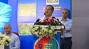 কেউ কেউ ষড়যন্ত্রের প্রকল্প হাতে নিয়েছে: তথ্যমন্ত্রী