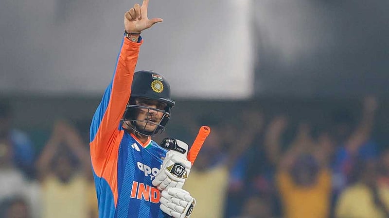 ‘স্লগার’ আভিশেক হানা দিতে পারে ‘আমিরদের দুঃস্বপ্নে’