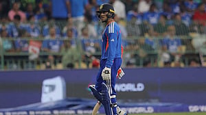আভিশেকের দাওয়াই বাতলে দিলেন শাস্ত্রি