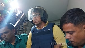 দুই মাসেও জামিন মেলেনি সাংবাদিক আনিস আলমগীরের