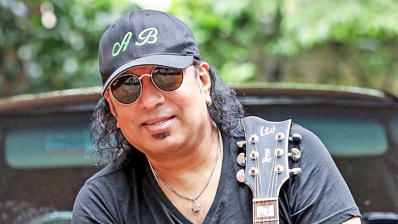 বাচ্চু নিজ হাতে একুশে পদক নিতে পারলে অনুভূতি অন্যরকম হত: স্ত্রী