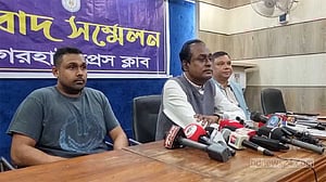 বাগেরহাট-২: স্বতন্ত্র প্রার্থীর নির্বাচনি অফিস দখলের অভিযোগ ধানের শীষের বিরুদ্ধে
