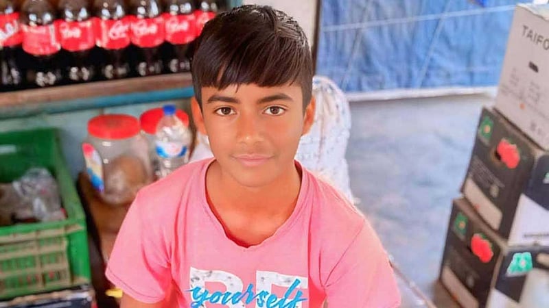 বগুড়ায় রিকশা গ‌্যা‌রেজে প‌ড়েছি‌ল কি‌শো‌রের রক্তাক্ত লাশ
