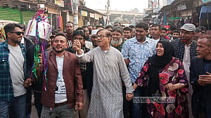 স্বৈরাচারকে গণতন্ত্র দিয়ে মোকাবিলা করতে হয়: বগুড়ায় মান্না