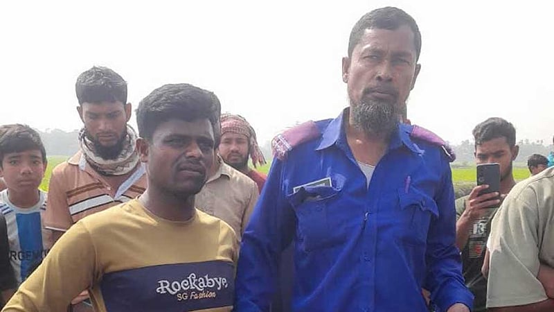 বরিশালে স্কুল ছাত্রকে লাথি মেরে হত্যা
