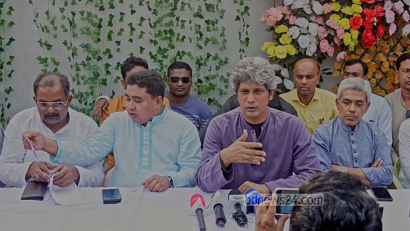 জামায়াত বাঁশের লাঠি ও দেশীয় অস্ত্র জমা করছে: জোনায়েদ সাকি