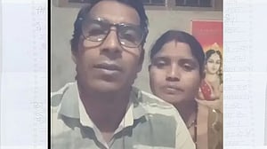 ‘সে ছিল আমাদের পৃথিবী’, ছেলের মৃত্যুশোকে বাবা-মায়ের আত্মাহুতি