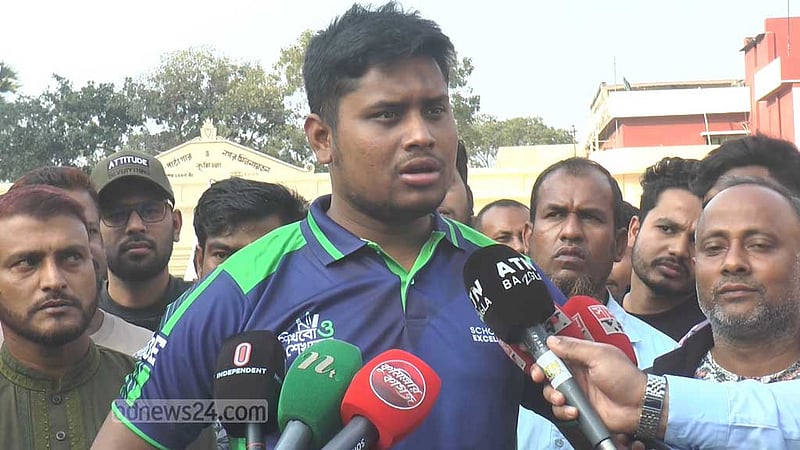 প্রশাসকের বক্তব্য উদ্দেশ্যপ্রণোদিত: হাসনাত