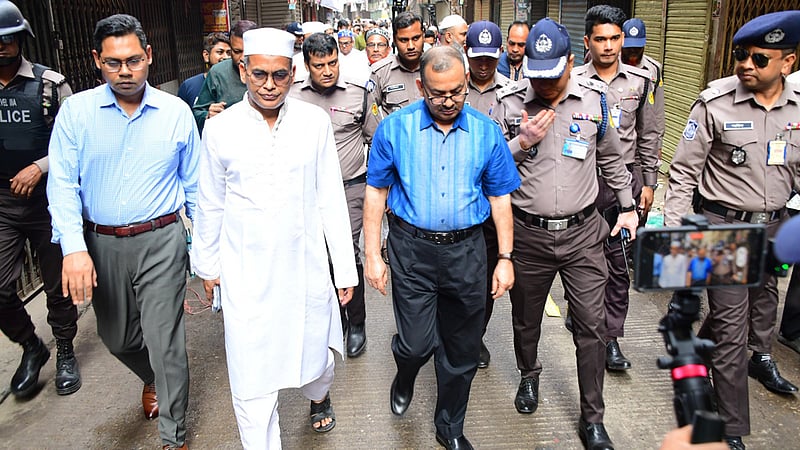 ভোক্তা অধিদপ্তরের অভিযান: ব্যবসায়ীদের সহযোগিতা চায় ডিএমপি