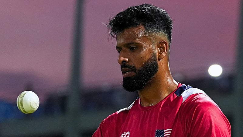 পাকিস্তানে হয়ে বিশ্বকাপে খেলা পেসার এবার খেলতে পারেন পাকিস্তানের বিপক্ষে