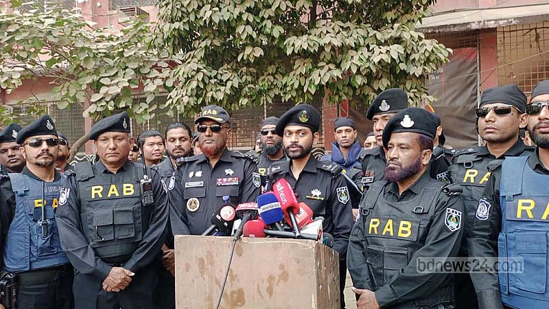 ভোটে টাকা লেনদেনের তথ্য পেলে ‘ব্যবস্থা নেবে’ র‍্যাব