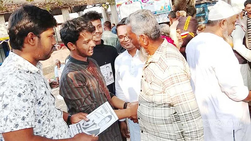 গোপালগঞ্জ-১: কারাবন্দি প্রার্থী শিমুলকে মুক্ত করতে ভোটের মাঠে কিশোর ছেলে