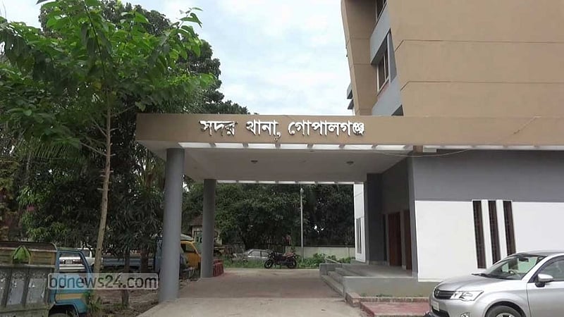 ২০ দিন পর শিশুর লাশ উদ্ধার, প্রেমিকের প্ররোচনায় ‘হত্যা করেন’ মা: পুলিশ