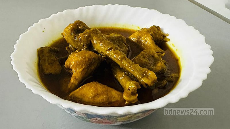 সহজ রান্নায় দেশি মুরগির ঝোল