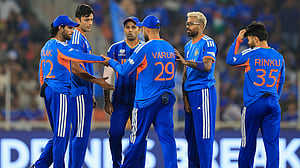 ভারতের যেখানে ঘাটতি দেখছেন কুম্বলে ও দু প্লেসি