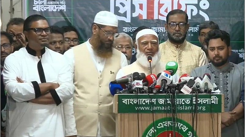 ফল ‘ঝুলিয়ে’ রাখার অভিযোগ জামায়াত আমিরের