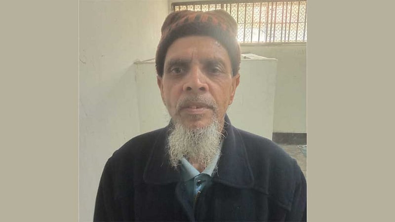 ঝালকাঠিতে মাদকাসক্ত যুবককে কুপিয়ে হত্যা, বাবা আটক