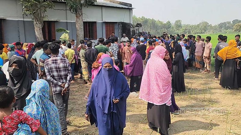ঝিনাইদহে নিখোঁজ শিশুর বস্তাবন্দি লাশ মিলল স্কুলের সেপটিক ট্যাংকে