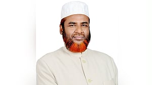 হেরে গেছেন গোলাম পরওয়ার