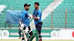 শান্তর নেতৃত্বে খেলবেন লিটন, মাঠে ফিরছেন এনামুল-মোসাদ্দেক